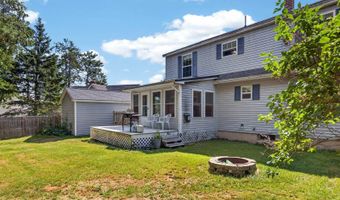 61 Sunny Hollow Pl, Bangor, ME 04401