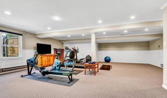 5829 MARBURY Rd, Bethesda, MD 20817