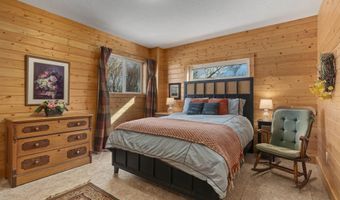 52 Road 8UC, Clark, WY 82435