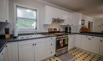 1307 ROBERTSON Rd, Anniston, AL 36207