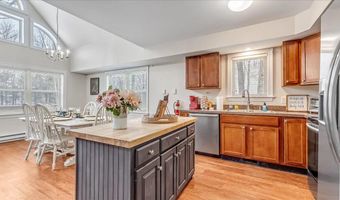 186 Brier Crest Rd, Blakeslee, PA 18610