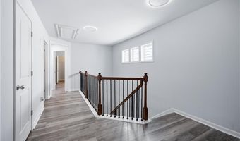 4960 Ducote Trl, Alpharetta, GA 30004