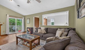 507 Greenwich Dr, Albany, NY 12203
