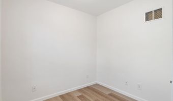 8531 General Grant Ln, Affton, MO 63123