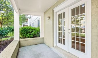4089 S FOUR MILE RUN Dr 201, Arlington, VA 22204