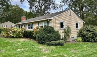 19 Terrace Dr, East Greenwich, RI 02818