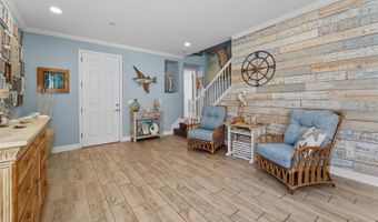 5227 ADMIRAL POINTE Dr, Apollo Beach, FL 33572