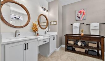 359 LAUREL FALLS Dr, Apollo Beach, FL 33572