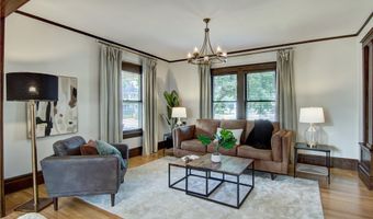 1704 Birch St, Eau Claire, WI 54703