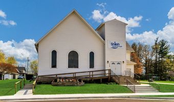 124 W Hobart St, Ashley, IN 46705