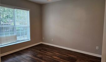 1021 Thornborough Dr, Alpharetta, GA 30004