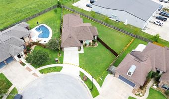 102 Bayou Parc Dr, Youngsville, LA 70592