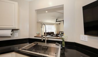 8 Riverside Dr, Allenstown, NH 03275