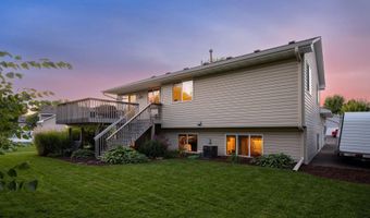 10555 56th St NE, Albertville, MN 55301