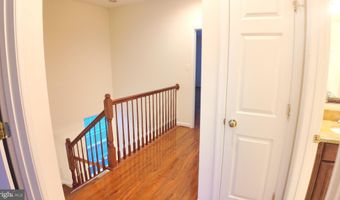 44290 PAWNEE Ter, Ashburn, VA 20147