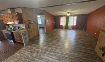 910 Texas Ave, Baxter Springs, KS 66713