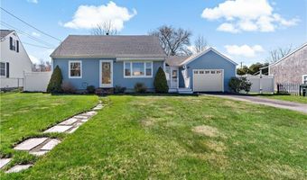 5 St Theresa Ave, Bristol, RI 02809