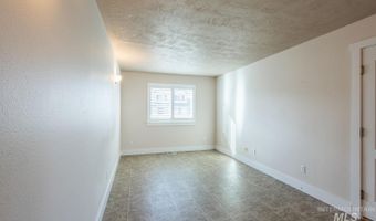 823 Royal St, Caldwell, ID 83605