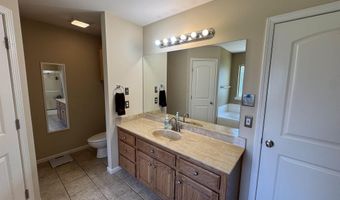 1995 Shelby Dr, Benton, AR 72015