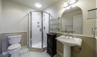 2815 Dead Indian Memorial Rd, Ashland, OR 97520