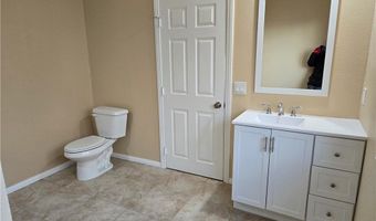 19345 Oneida Rd, Apple Valley, CA 92307
