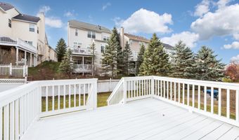 1366 N Bay Dr, Ann Arbor, MI 48103