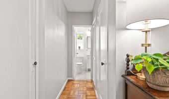 3414 GUNSTON Rd 733, Alexandria, VA 22302