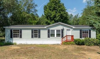 6 Joyce Ln, Raymond, NH 03077