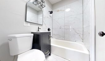 722 Pearl Pl, Atlantic City, NJ 08401