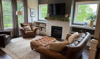 99 University Estates Blvd, Athens, OH 45701