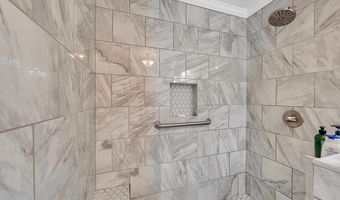 1707 Walnut St, Albertville, AL 35950
