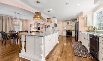 1811 El Contento Cir, Bentonville, AR 72712