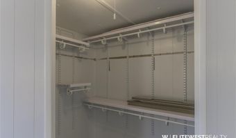 23 3rd Ave W, Deaver, WY 82421