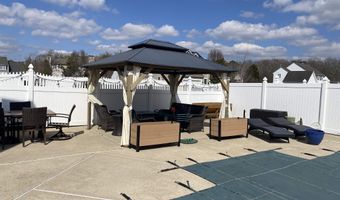 500 Cobblestone Ct Ct, Egg Harbor Twp., NJ 08234