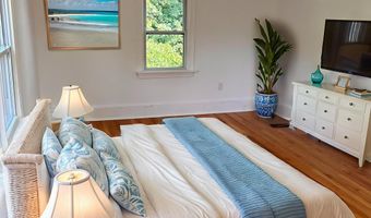 12 WISTAR St, Claymont, DE 19703