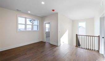 980 Pelican Dr, Polk City, IA 50226