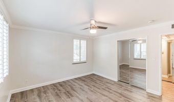 4225 N HENDERSON Rd 103, Arlington, VA 22203
