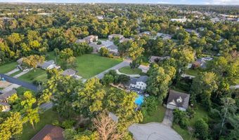702 Dewoody Dr, Bentonville, AR 72712