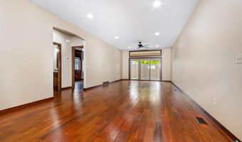 301 S Spring Pl, Brandon, SD 57005