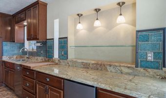 10613 EASY St NW, Albuquerque, NM 87114