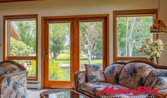 136 McCullough Dr, Cody, WY 82414