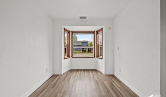 424 E Manor Ave, Anchorage, AK 99501