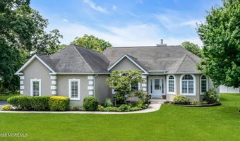 490 Arlington Ave S, Bayville, NJ 08721