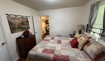 15486 Hemingway Dr, Abingdon, VA 24210
