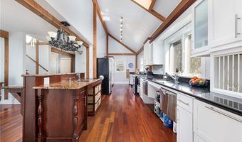 109 Umiak Ave, Jamestown, RI 02835