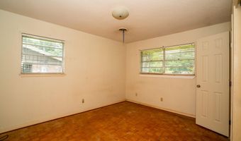 2528 Meadow Rd, Biloxi, MS 39531