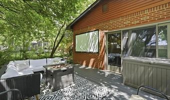1061 Western Dr, Ann Arbor, MI 48103