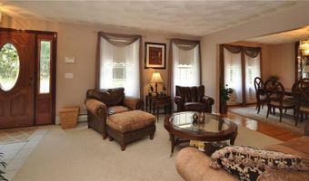 83 Rolling Hill Dr, Exeter, RI 02822