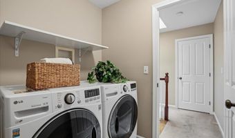 22 Elizabeth Way, Bedford, NH 03110