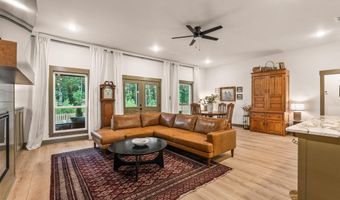 202 Michelle Dr, Beebe, AR 72012